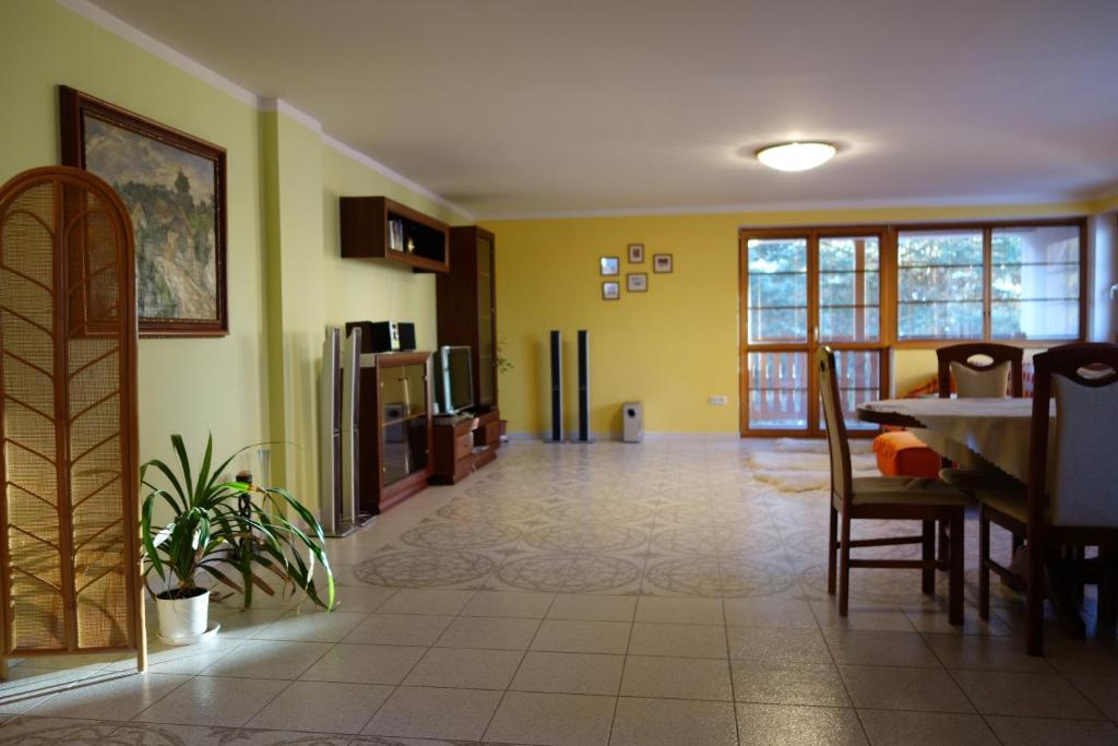 Apartmany Arnika ฮอร์นี ปลานา ภายนอก รูปภาพ